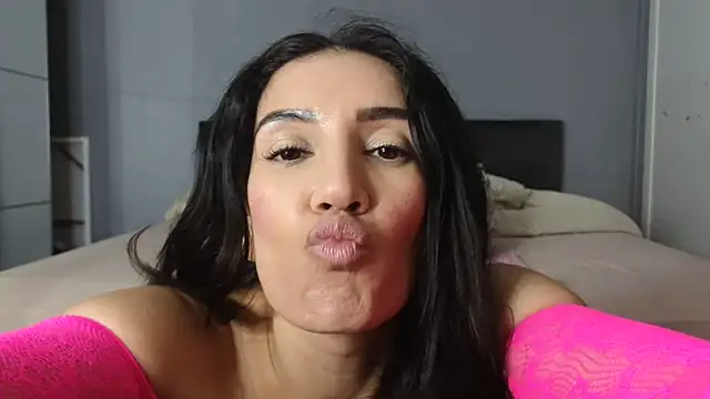 Samissou X online show from May 2026 04:12:02 PM