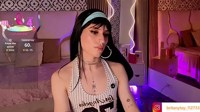 boyfox tay online show from January 2026 01:04:01 PM