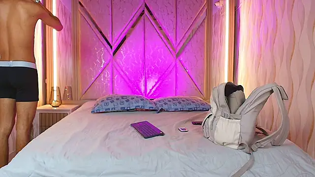 Hotcouple 222 online show from April 2026 07:27:01 AM