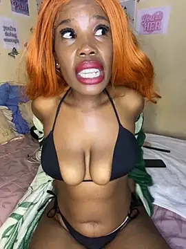 Snapshot of Caramel_Mellow chatting on October 2025 09:01:01 PM Caramel Mellow online show from October 2025 09:01:01 PM