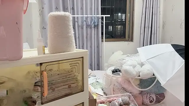 puppy-999 online show from December 2025 10:42:01 AM