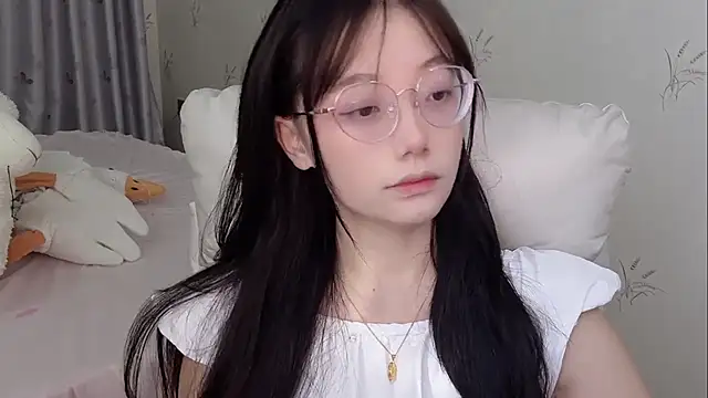 Snapshot of puppy-999 chatting on June 2026 01:46:01 PM puppy-999 online show from June 2026 01:46:01 PM
