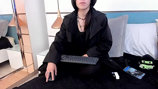 Ashkoreh online show from November 2025 10:21:02 PM