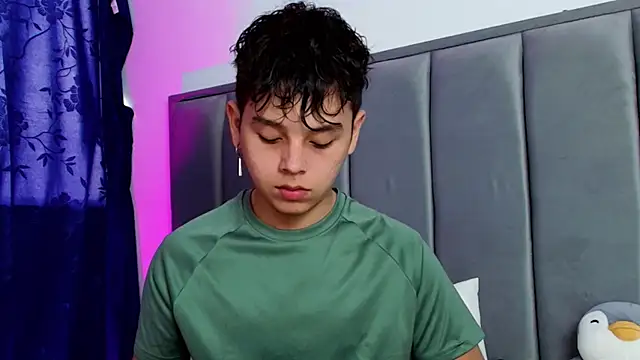 nico leroy online show from November 2025 07:52:02 PM