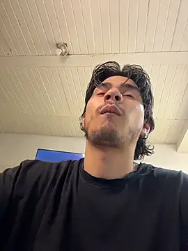 Elian savoy online show from October 2025 12:49:02 AM