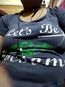 Snapshot of Cute_Amiya chatting on October 2025 04:42:01 PM Cute Amiya online show from October 2025 04:42:01 PM