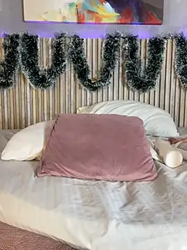 Saracooper   online show from November 2025 03:38:01 AM