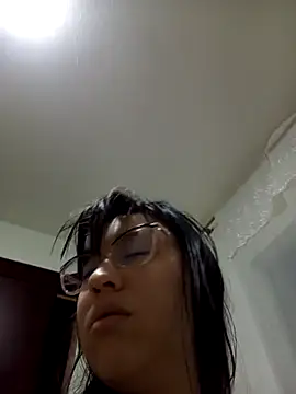 lareinalareinadelanal online show from November 2025 01:23:02 PM