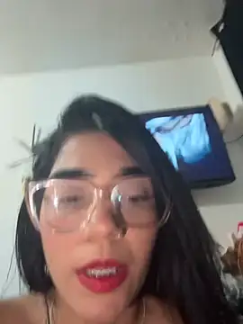 Snapshot of ElaRose_12 chatting on April 2026 08:06:01 PM ElaRose 12 online show from April 2026 08:06:01 PM