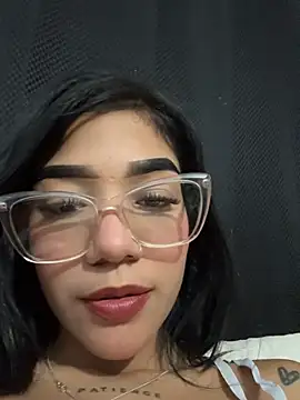 Snapshot of ElaRose_12 chatting on April 2026 06:02:02 PM ElaRose 12 online show from April 2026 06:02:02 PM