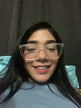 ElaRose 12 online show from July 2026 06:11:01 PM