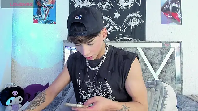 Snapshot of Dark_Boy26 chatting on April 2026 11:31:02 PM Dark Boy26 online show from April 2026 11:31:02 PM
