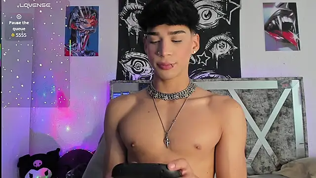 Snapshot of Dark_Boy26 chatting on May 2026 01:36:02 AM Dark Boy26 online show from May 2026 01:36:02 AM