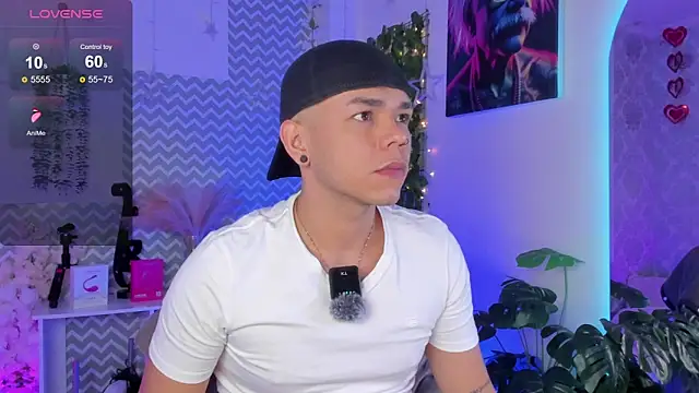 jhosepMoreno online show from April 2026 12:22:02 PM