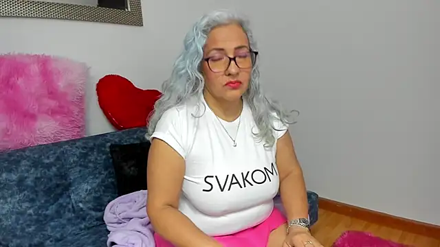 Snapshot of marilyn70 chatting on November 2025 11:37:02 PM marilyn70 online show from November 2025 11:37:02 PM