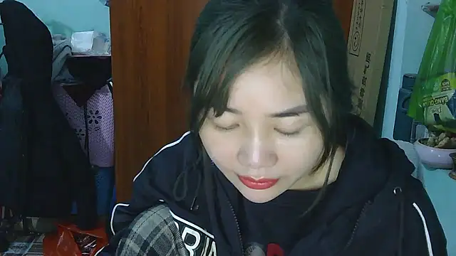 Uhem112 online show from January 2026 01:00:02 AM