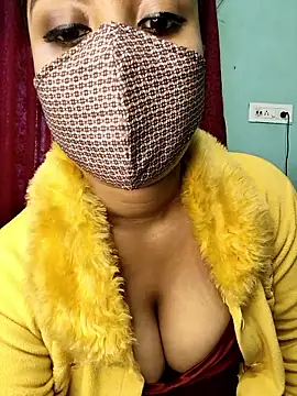 Snapshot of Miss_Mayaa_ chatting on January 2026 03:34:01 AM Miss Mayaa online show from January 2026 03:34:01 AM