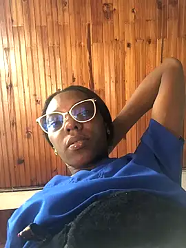 BryanaSmith21 online show from September 2025 03:06:02 PM