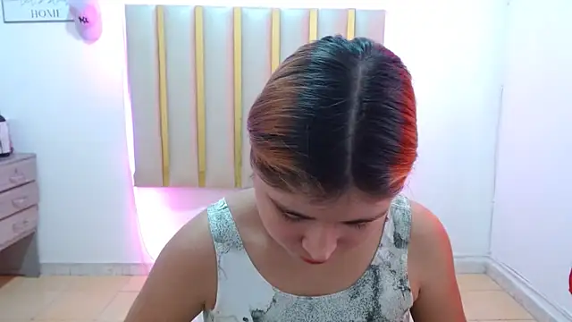 keilicita tonny 18 online show from December 2025 05:09:02 PM