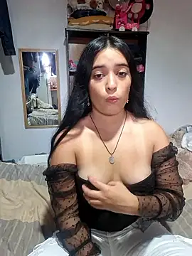 Snapshot of Nathaly78Rober chatting on October 2025 04:49:01 PM Nathaly78Rober online show from October 2025 04:49:01 PM