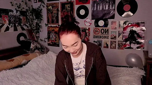 OdetteBiddy online show from February 2026 08:07:02 PM