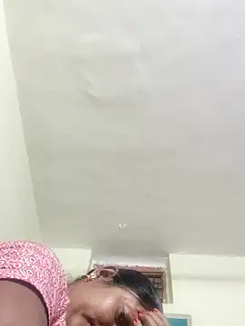 Snapshot of papukurty chatting on November 2025 06:54:01 PM papukurty online show from November 2025 06:54:01 PM