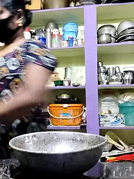 Snapshot of papukurty chatting on November 2025 01:15:01 AM papukurty online show from November 2025 01:15:01 AM