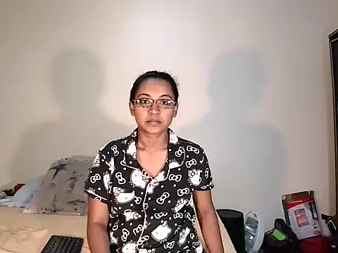 indiansweetflava online show from December 2025 05:44:02 AM