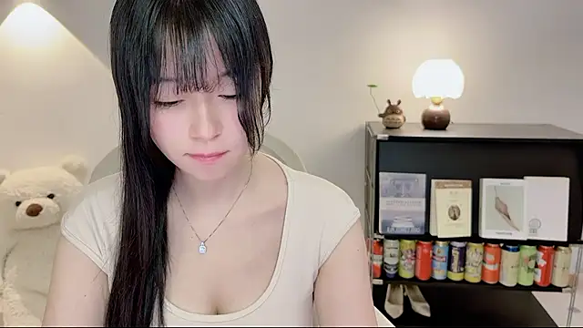 Onechestnut online show from June 2026 05:12:01 AM