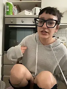 severingratty online show from October 2025 07:10:02 AM