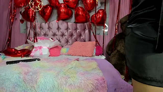 Mindy 19 online show from February 2026 11:01:01 PM