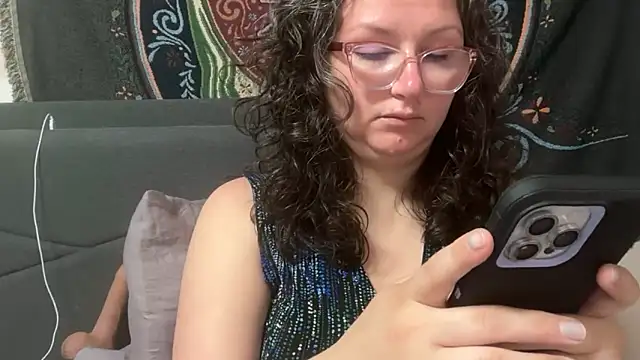 Snapshot of GirlSquirt chatting on May 2026 04:25:02 PM GirlSquirt online show from May 2026 04:25:02 PM