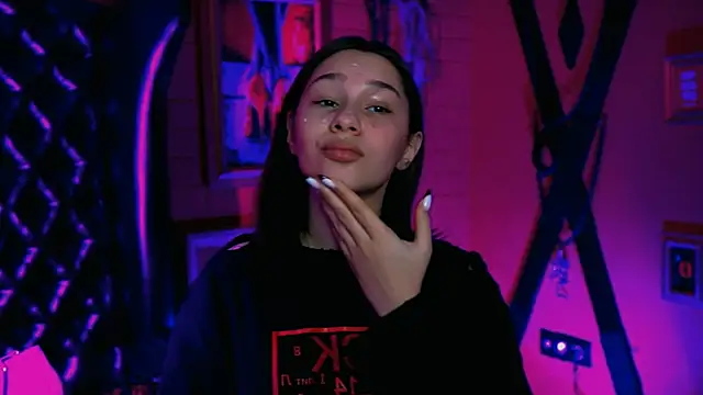 Snapshot of KimClarks_ chatting on October 2025 01:23:01 PM KimClarks  online show from October 2025 01:23:01 PM