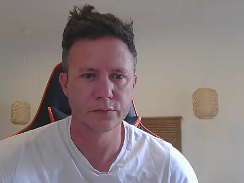 Snapshot of TroyDieselXXX chatting on November 2025 04:59:01 AM TroyDieselXXX online show from November 2025 04:59:01 AM