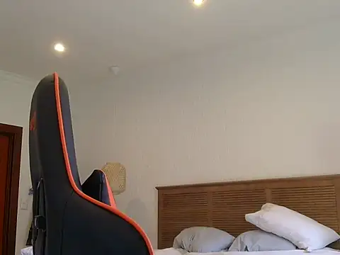 TroyDieselXXX online show from April 2026 07:20:02 AM