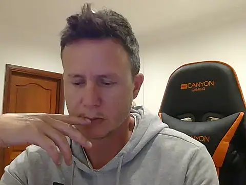 TroyDieselXXX online show from April 2026 05:40:02 PM