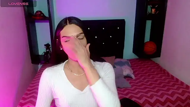 x isabella x online show from May 2026 04:08:02 AM