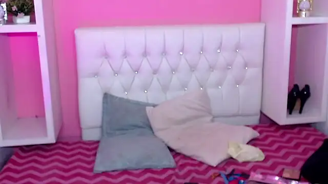 x isabella x online show from June 2026 04:58:01 AM