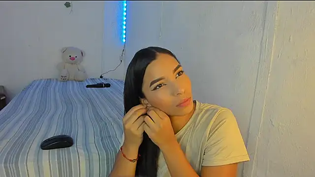 PureFire20 online show from November 2025 03:23:01 PM