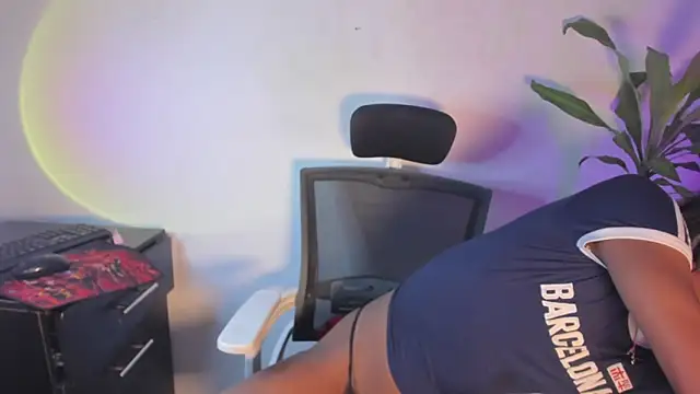 Rosaly Rodman online show from November 2025 07:13:01 PM