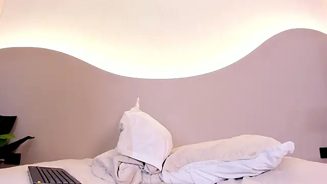 bianca angel  online show from April 2026 06:38:01 PM