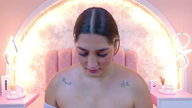 JasmineRhodes online show from January 2026 01:02:02 PM