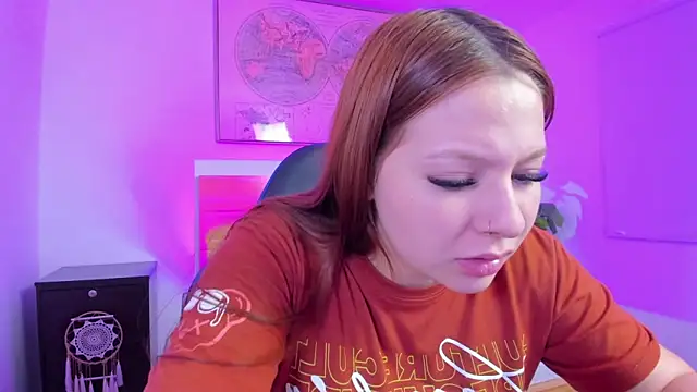 kitty sweeety  online show from April 2026 12:33:01 PM