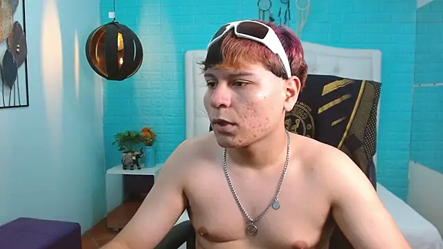 dondanys online show from September 2025 07:29:01 PM