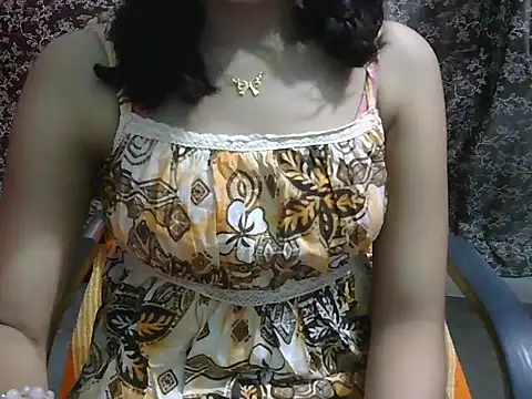 Snapshot of lovely_soniya chatting on May 2026 06:21:02 AM lovely soniya online show from May 2026 06:21:02 AM