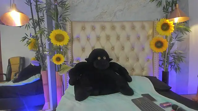 LittleeJaz online show from December 2025 05:47:01 AM