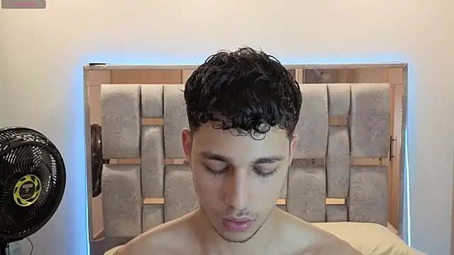 orionblaze69  online show from March 2026 04:13:02 AM