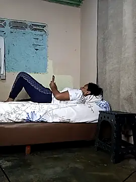 Fernanda30 online show from October 2025 04:07:01 PM