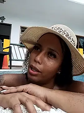 Fernanda30 online show from November 2025 06:19:02 PM