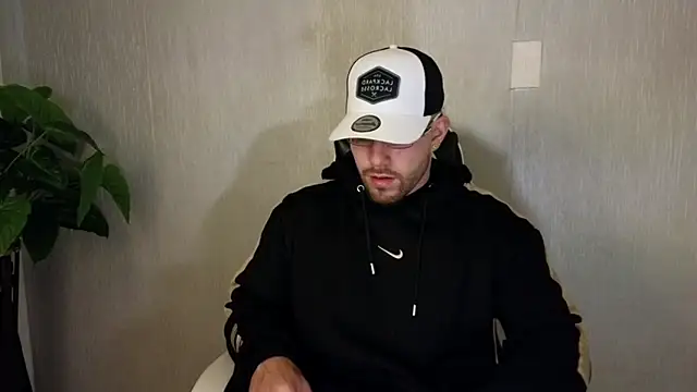 Ades Lowe online show from October 2025 11:53:01 AM